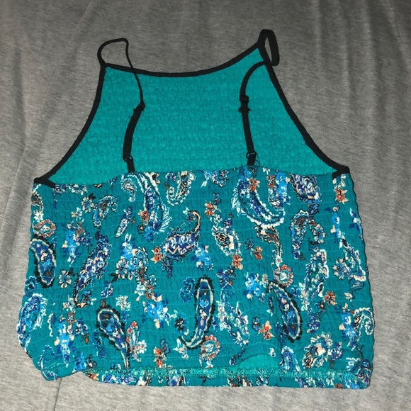 Halter top - Picture 2 of 2